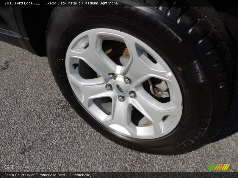 Tuxedo Black Metallic / Medium Light Stone 2013 Ford Edge SEL