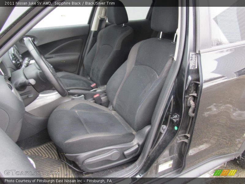 Sapphire Black / Black/Silver Trim 2011 Nissan Juke SV AWD