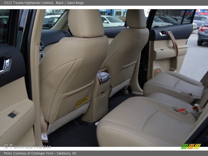 Black / Sand Beige 2013 Toyota Highlander Limited