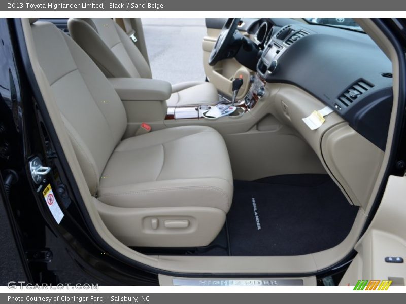 Black / Sand Beige 2013 Toyota Highlander Limited