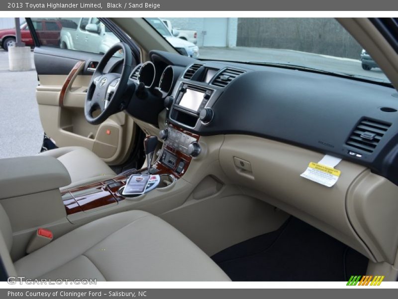 Black / Sand Beige 2013 Toyota Highlander Limited