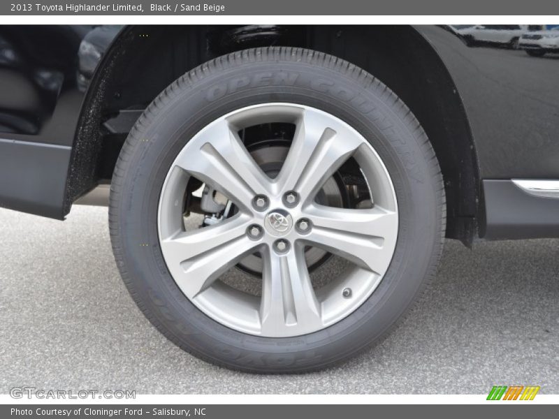 Black / Sand Beige 2013 Toyota Highlander Limited