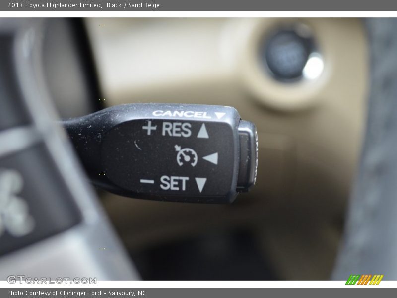 Black / Sand Beige 2013 Toyota Highlander Limited