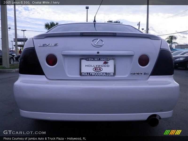 Crystal White / Ivory 2005 Lexus IS 300