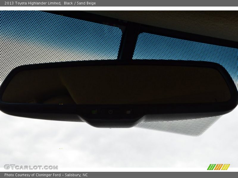 Black / Sand Beige 2013 Toyota Highlander Limited