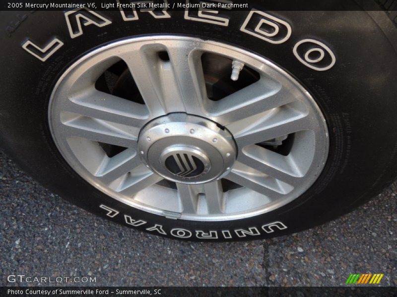 Light French Silk Metallic / Medium Dark Parchment 2005 Mercury Mountaineer V6