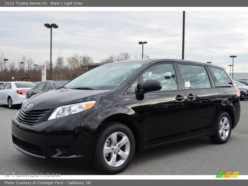 Black / Light Gray 2013 Toyota Sienna V6