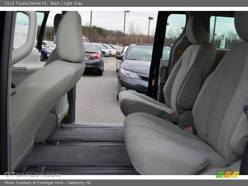 Black / Light Gray 2013 Toyota Sienna V6