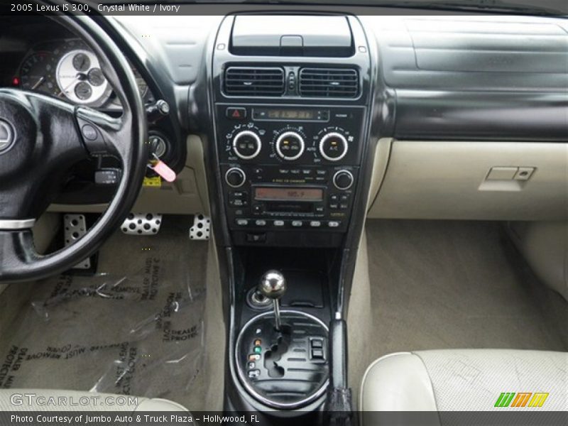 Crystal White / Ivory 2005 Lexus IS 300