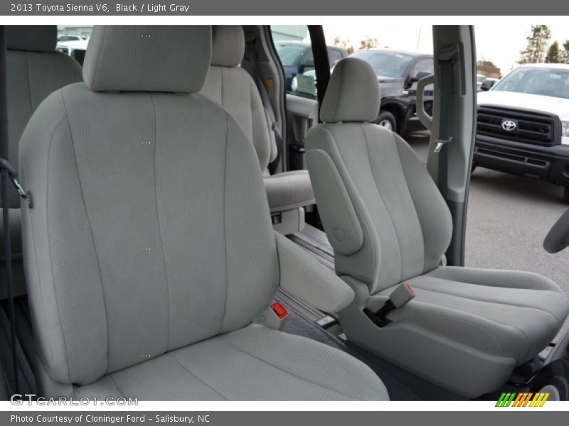 Black / Light Gray 2013 Toyota Sienna V6
