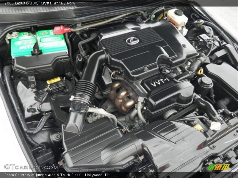 Crystal White / Ivory 2005 Lexus IS 300