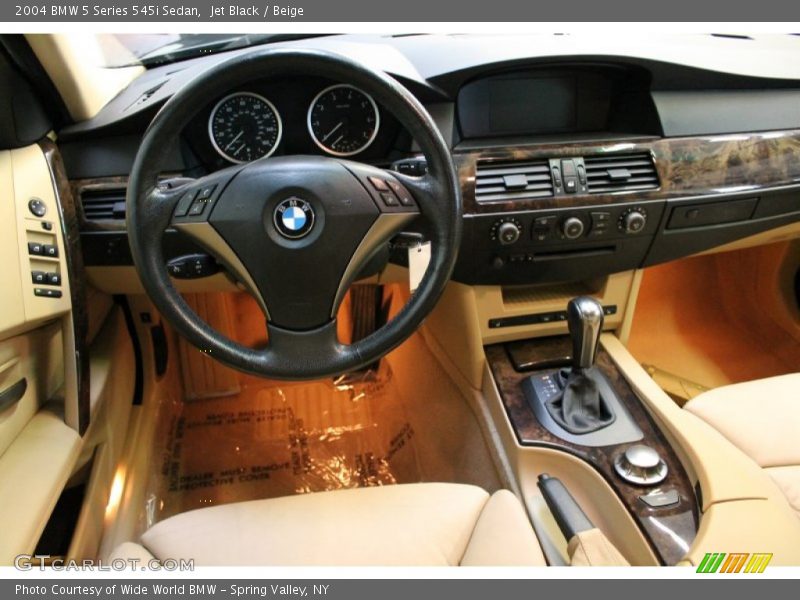 Jet Black / Beige 2004 BMW 5 Series 545i Sedan