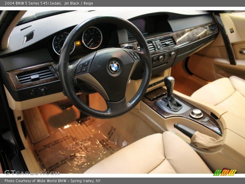 Jet Black / Beige 2004 BMW 5 Series 545i Sedan