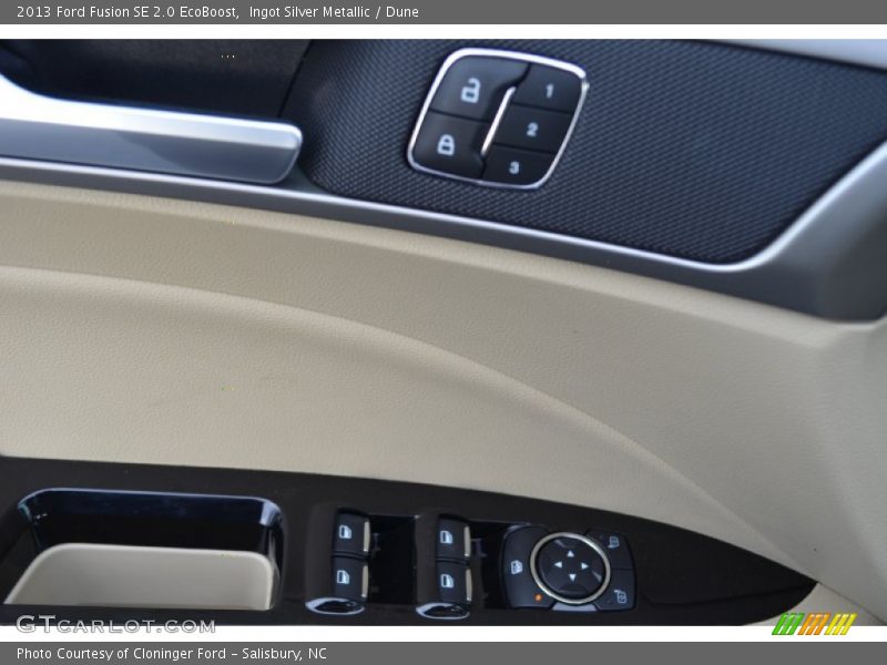 Ingot Silver Metallic / Dune 2013 Ford Fusion SE 2.0 EcoBoost
