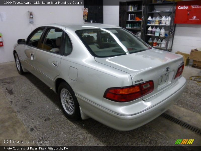 Lunar Mist Metallic / Quartz 1999 Toyota Avalon XLS