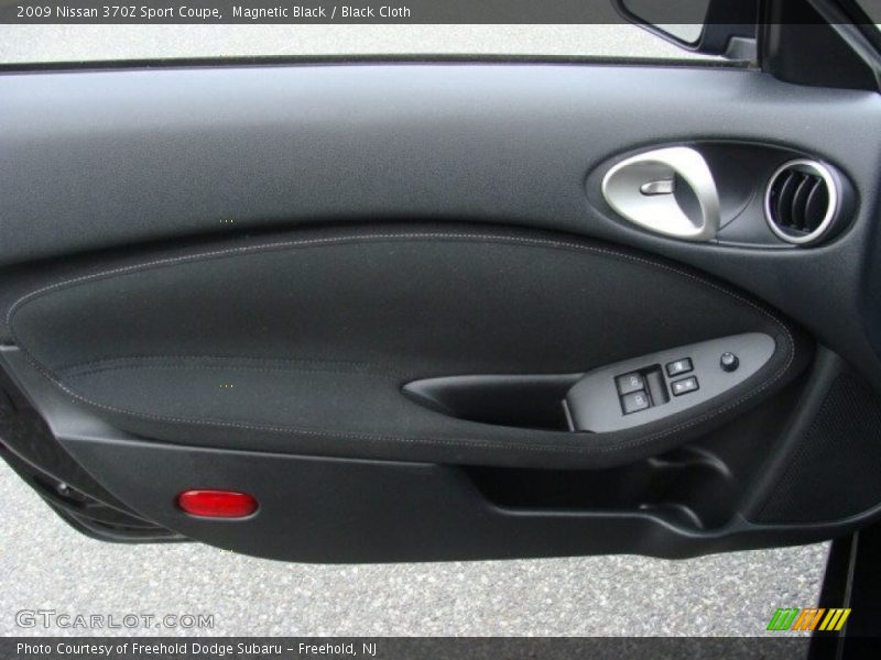 Magnetic Black / Black Cloth 2009 Nissan 370Z Sport Coupe
