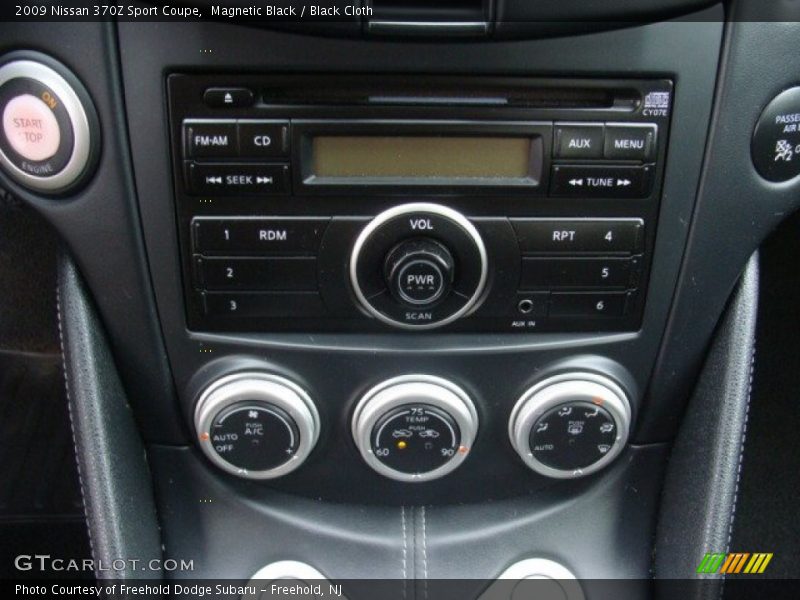 Magnetic Black / Black Cloth 2009 Nissan 370Z Sport Coupe