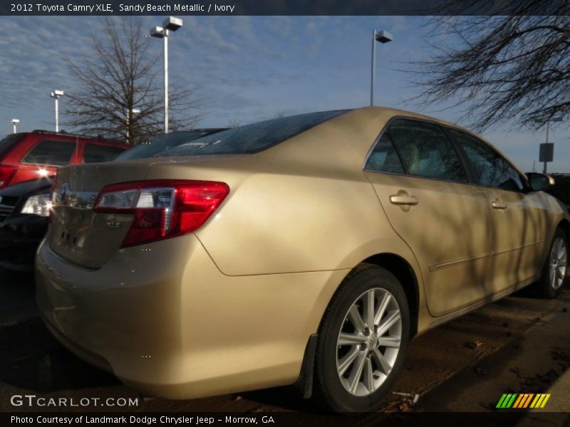 Sandy Beach Metallic / Ivory 2012 Toyota Camry XLE