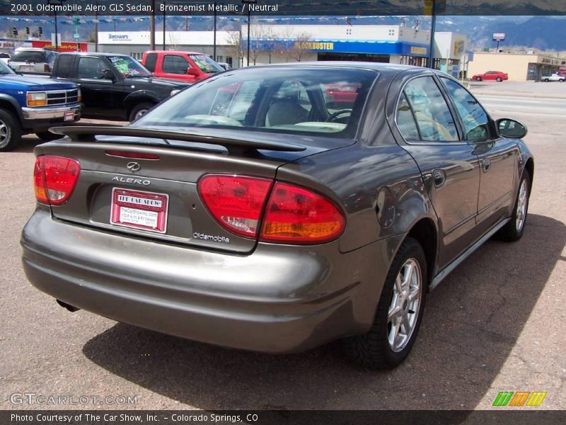 Bronzemist Metallic / Neutral 2001 Oldsmobile Alero GLS Sedan