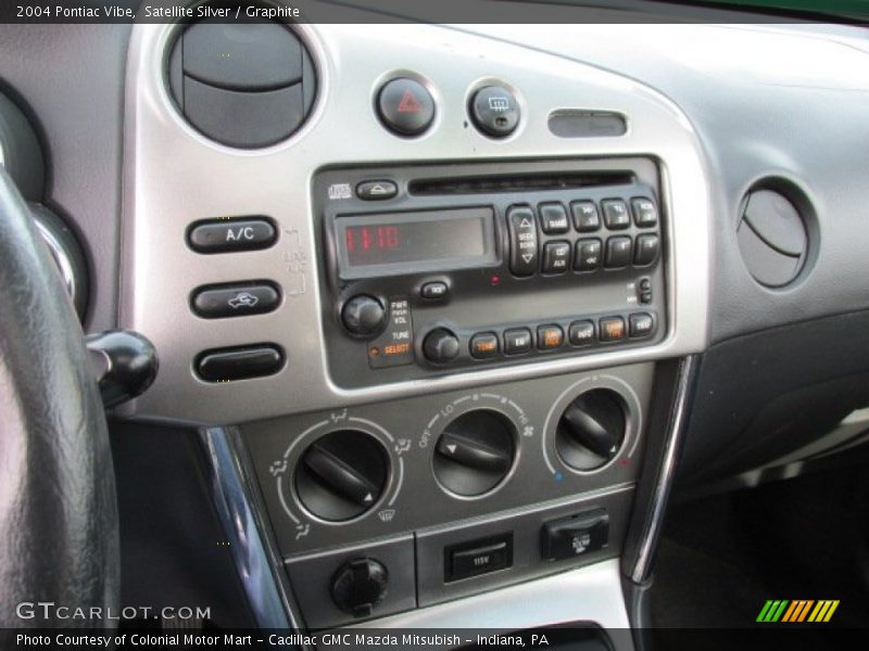 Satellite Silver / Graphite 2004 Pontiac Vibe