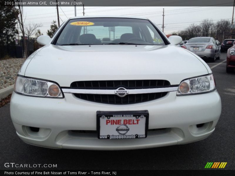 Cloud White / Dusk 2001 Nissan Altima GXE