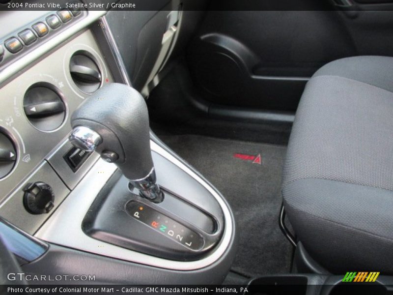 Satellite Silver / Graphite 2004 Pontiac Vibe