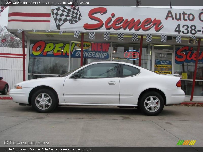 Arctic White / Neutral 2004 Oldsmobile Alero GL1 Coupe