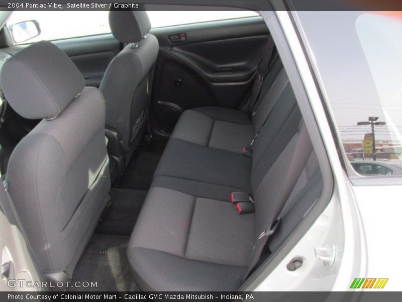 Satellite Silver / Graphite 2004 Pontiac Vibe