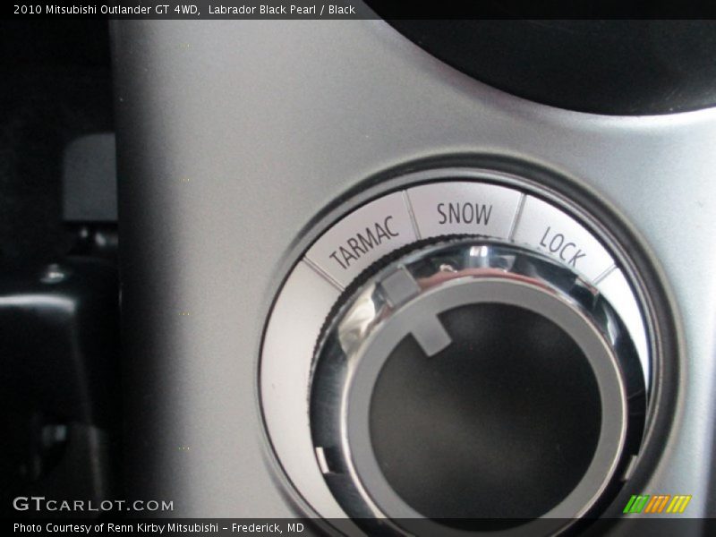 Labrador Black Pearl / Black 2010 Mitsubishi Outlander GT 4WD