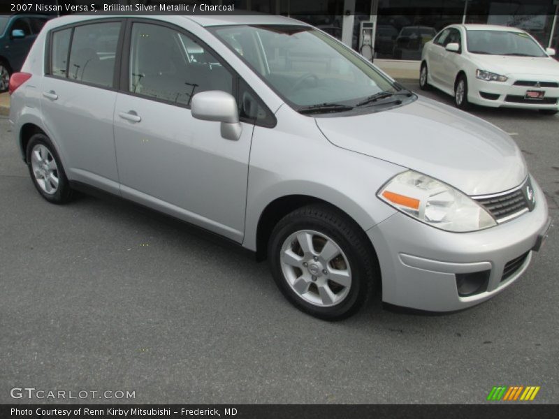 Brilliant Silver Metallic / Charcoal 2007 Nissan Versa S