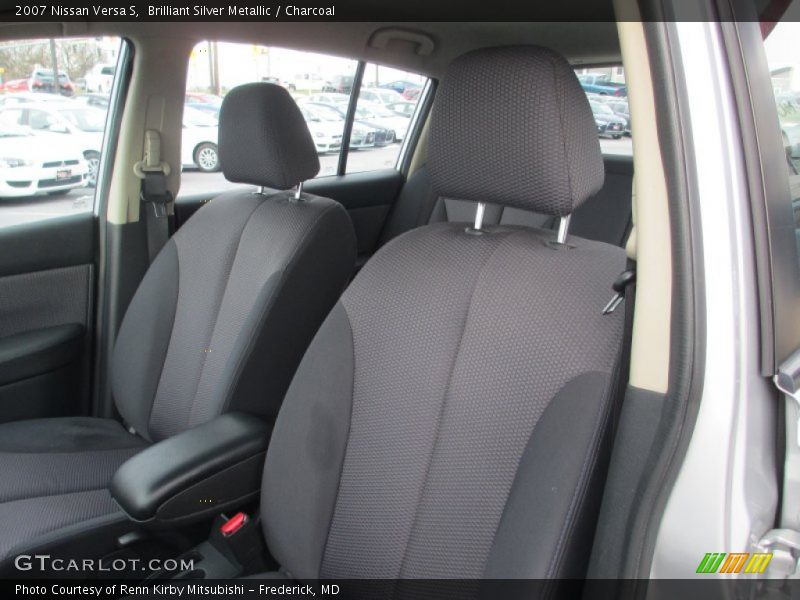 Brilliant Silver Metallic / Charcoal 2007 Nissan Versa S