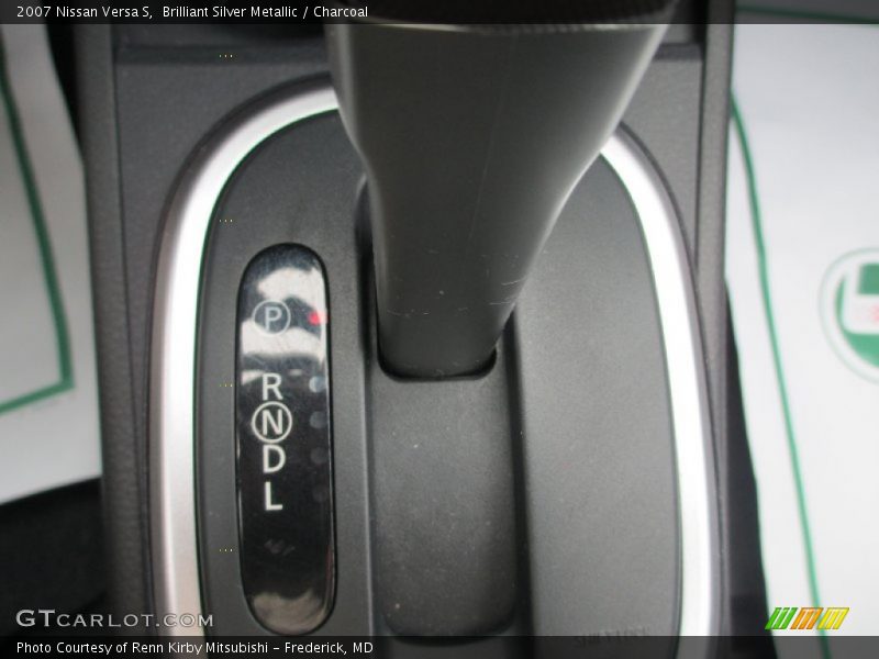 Brilliant Silver Metallic / Charcoal 2007 Nissan Versa S