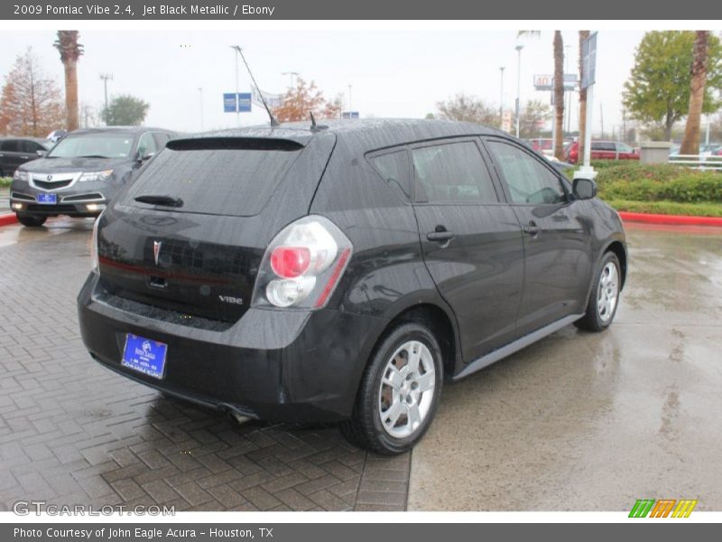 Jet Black Metallic / Ebony 2009 Pontiac Vibe 2.4