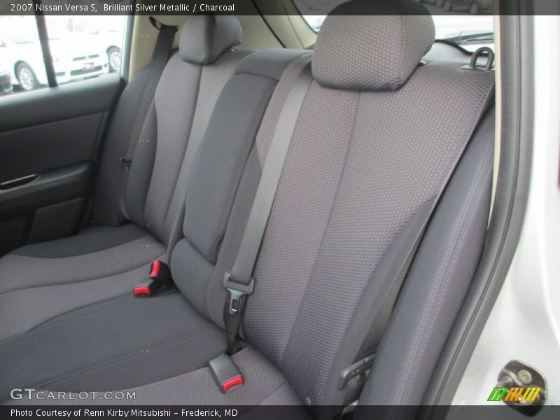 Brilliant Silver Metallic / Charcoal 2007 Nissan Versa S