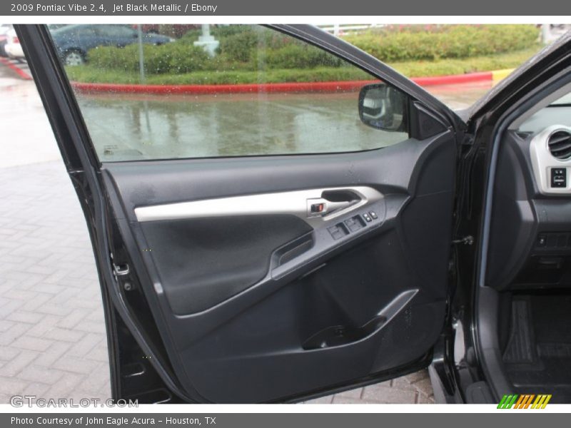 Jet Black Metallic / Ebony 2009 Pontiac Vibe 2.4