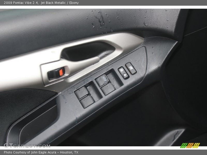 Jet Black Metallic / Ebony 2009 Pontiac Vibe 2.4