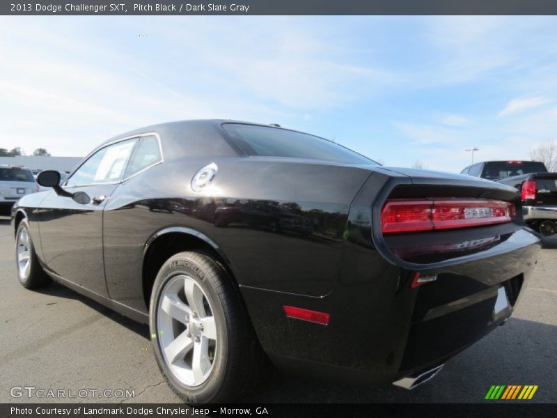 Pitch Black / Dark Slate Gray 2013 Dodge Challenger SXT