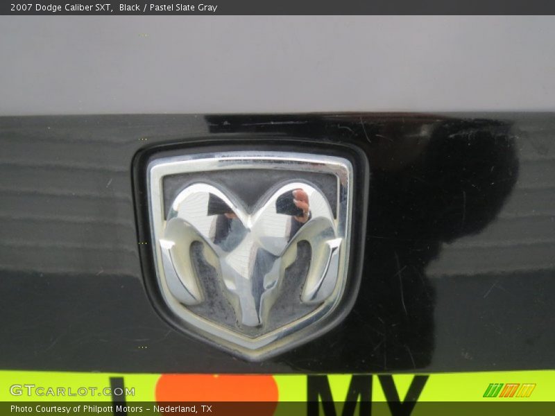 Black / Pastel Slate Gray 2007 Dodge Caliber SXT