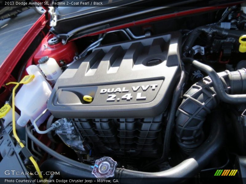 Redline 2-Coat Pearl / Black 2013 Dodge Avenger SE