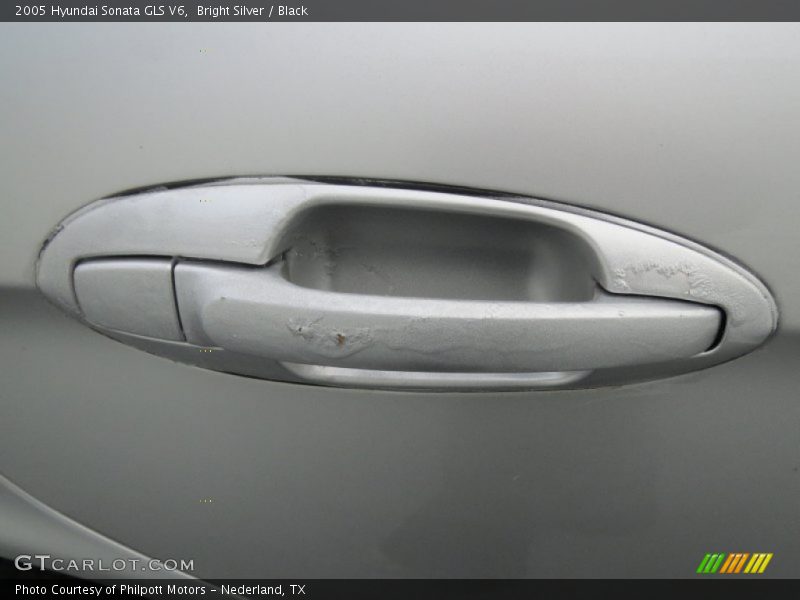 Bright Silver / Black 2005 Hyundai Sonata GLS V6