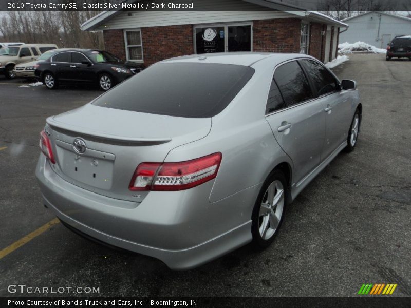 Classic Silver Metallic / Dark Charcoal 2010 Toyota Camry SE