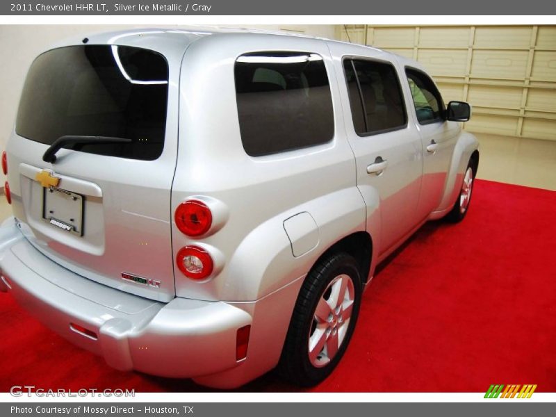 Silver Ice Metallic / Gray 2011 Chevrolet HHR LT