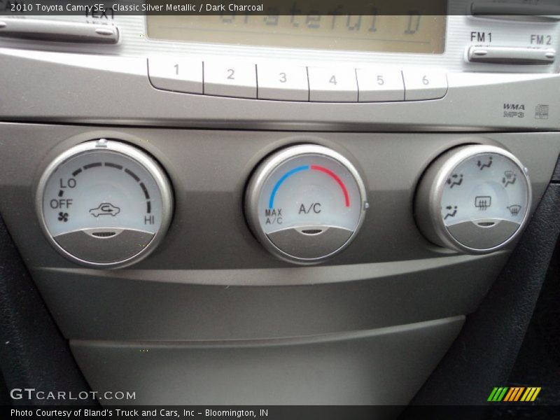 Classic Silver Metallic / Dark Charcoal 2010 Toyota Camry SE