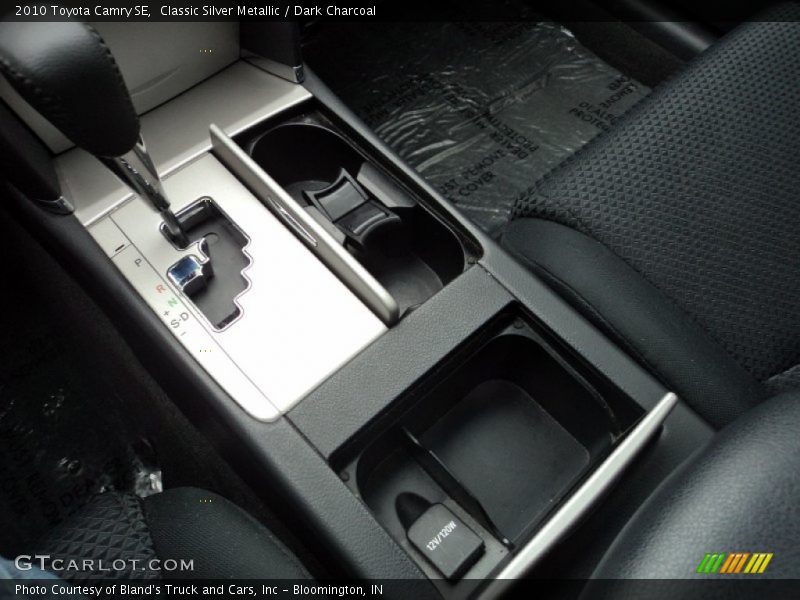 Classic Silver Metallic / Dark Charcoal 2010 Toyota Camry SE