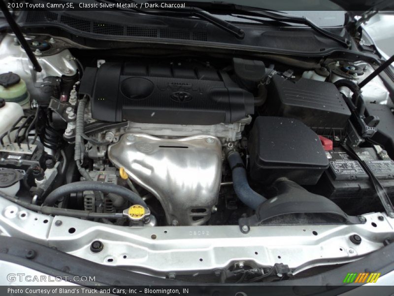 Classic Silver Metallic / Dark Charcoal 2010 Toyota Camry SE
