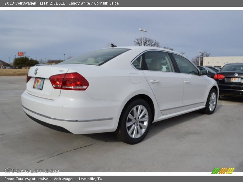 Candy White / Cornsilk Beige 2013 Volkswagen Passat 2.5L SEL