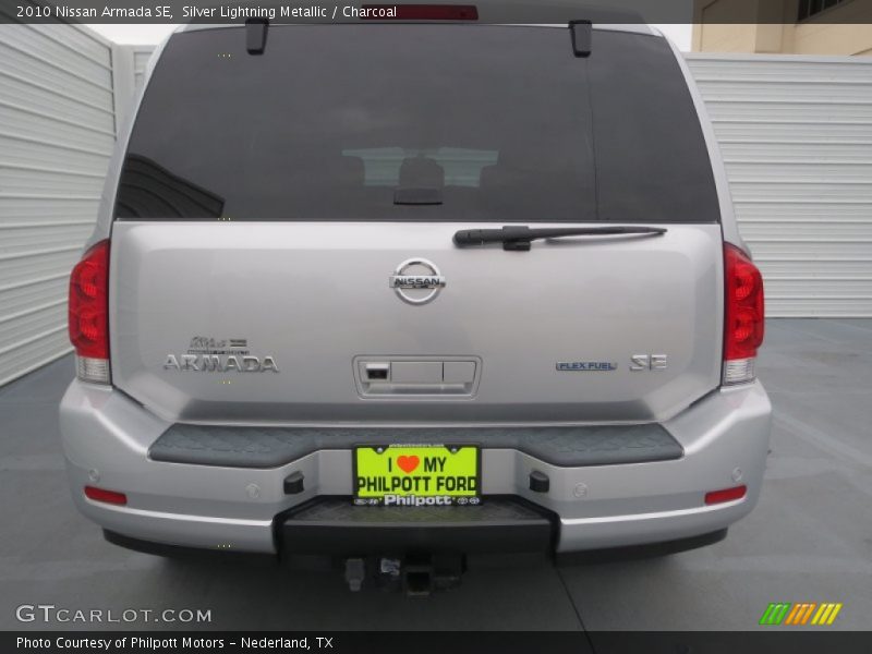 Silver Lightning Metallic / Charcoal 2010 Nissan Armada SE