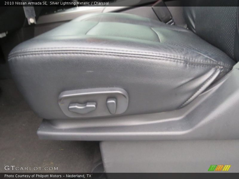 Silver Lightning Metallic / Charcoal 2010 Nissan Armada SE