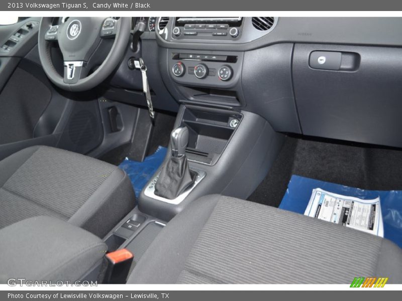 Candy White / Black 2013 Volkswagen Tiguan S