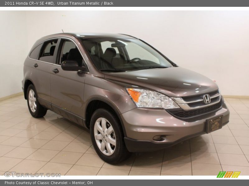 Urban Titanium Metallic / Black 2011 Honda CR-V SE 4WD